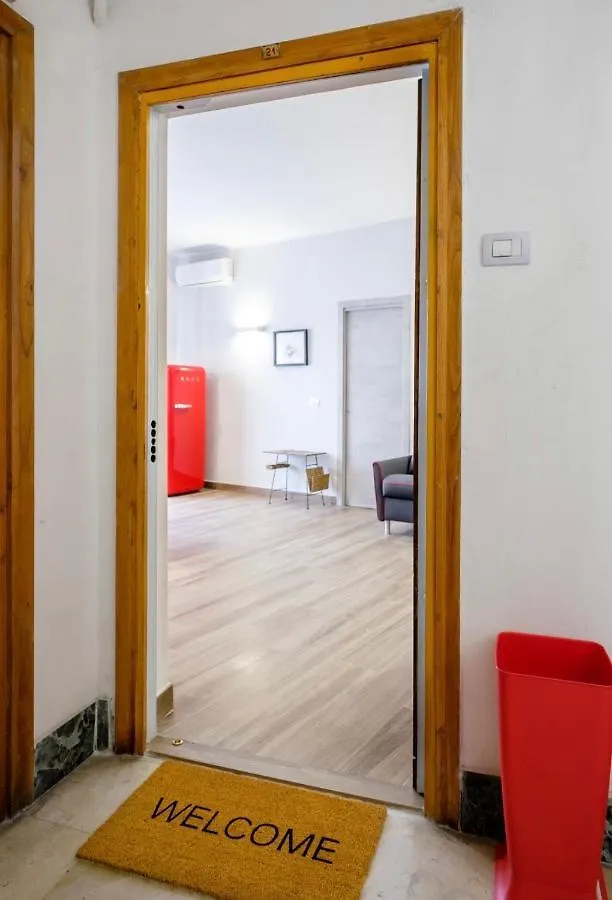 Gloria'S Home - Vomero Naples Apartment