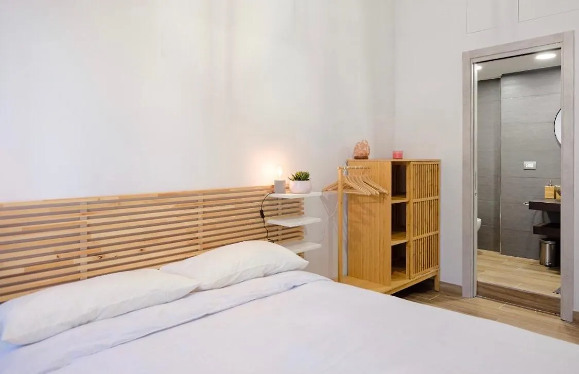 Apartment Gloria'S Home - Vomero Naples Italy